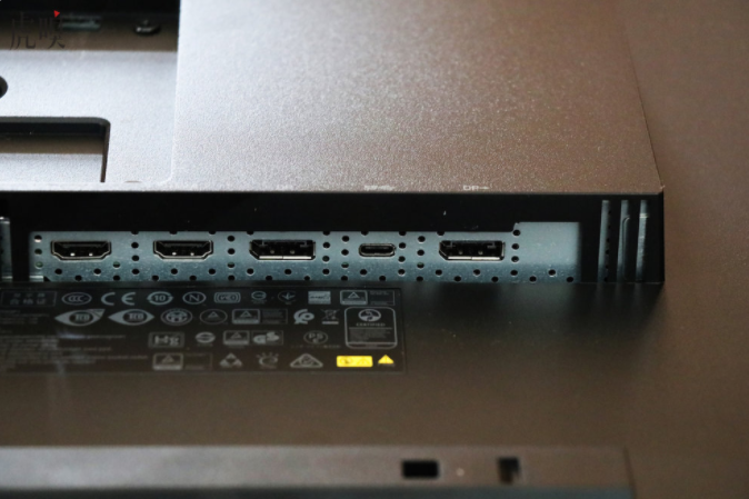 ThinkVision usb type-c显示器评测:接口引发的生产力革命